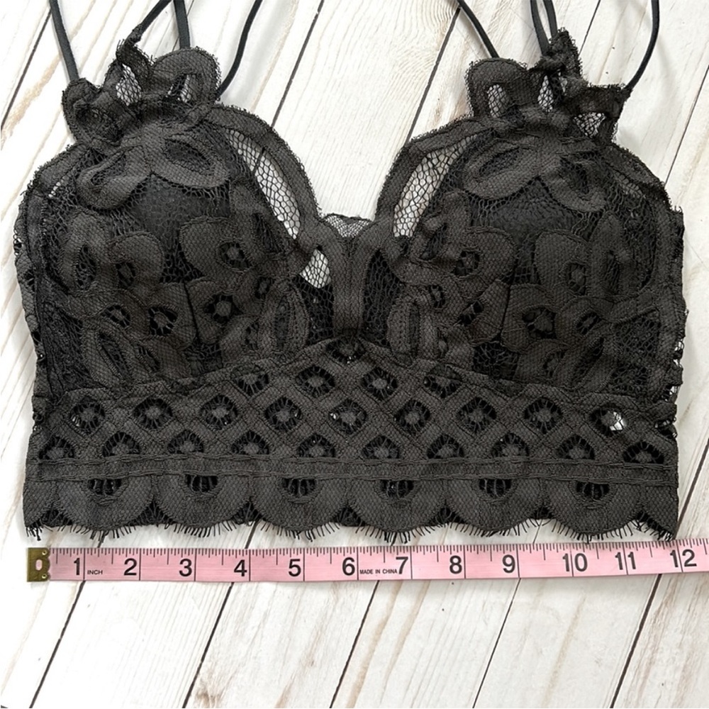 Floral Padded Lace Brawlette in Dark Charcoal Grey Color (almost black) - Picture 7 of 8